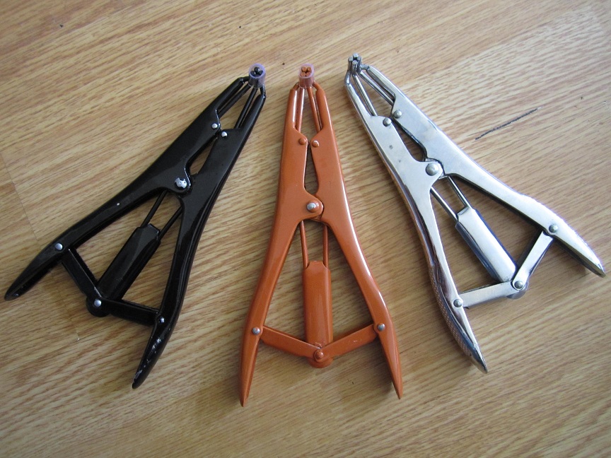 Elastrator Castrating Pliers & 100 pcs Rubber Rings lambing castration